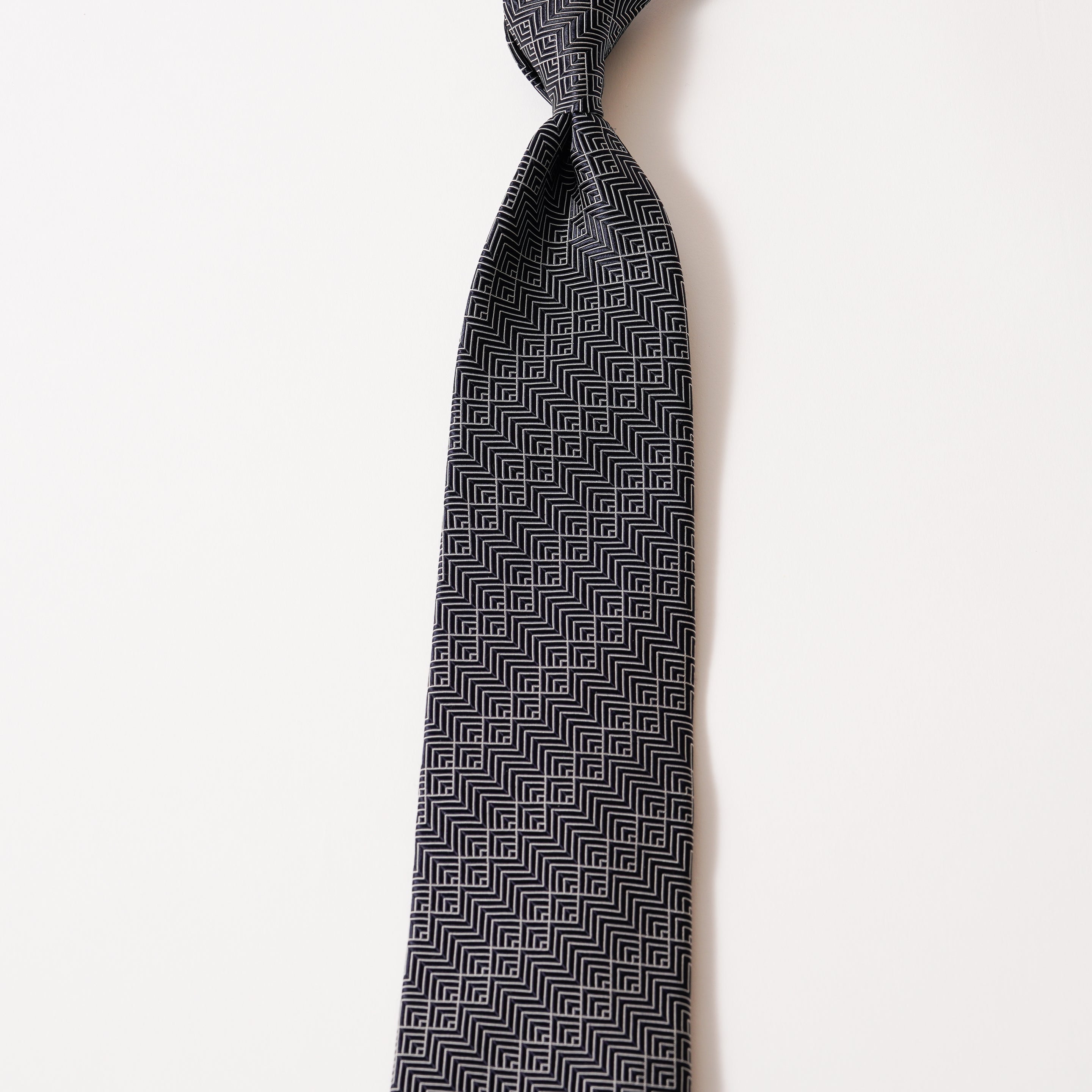 KYOTO SILK MODERN GEOMETRIC TIE