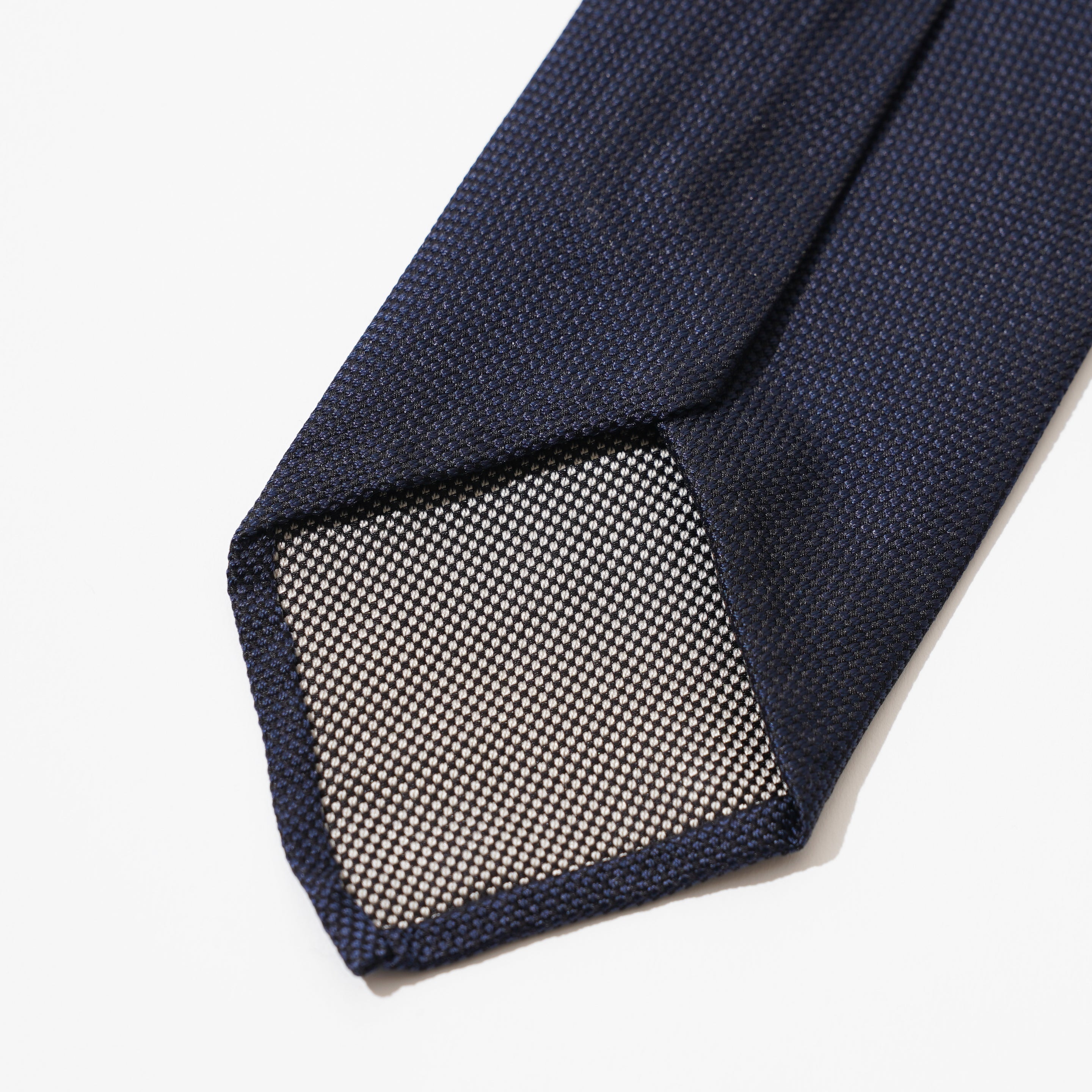 KYOTO SILK HAND ROLLED SOLID TIE