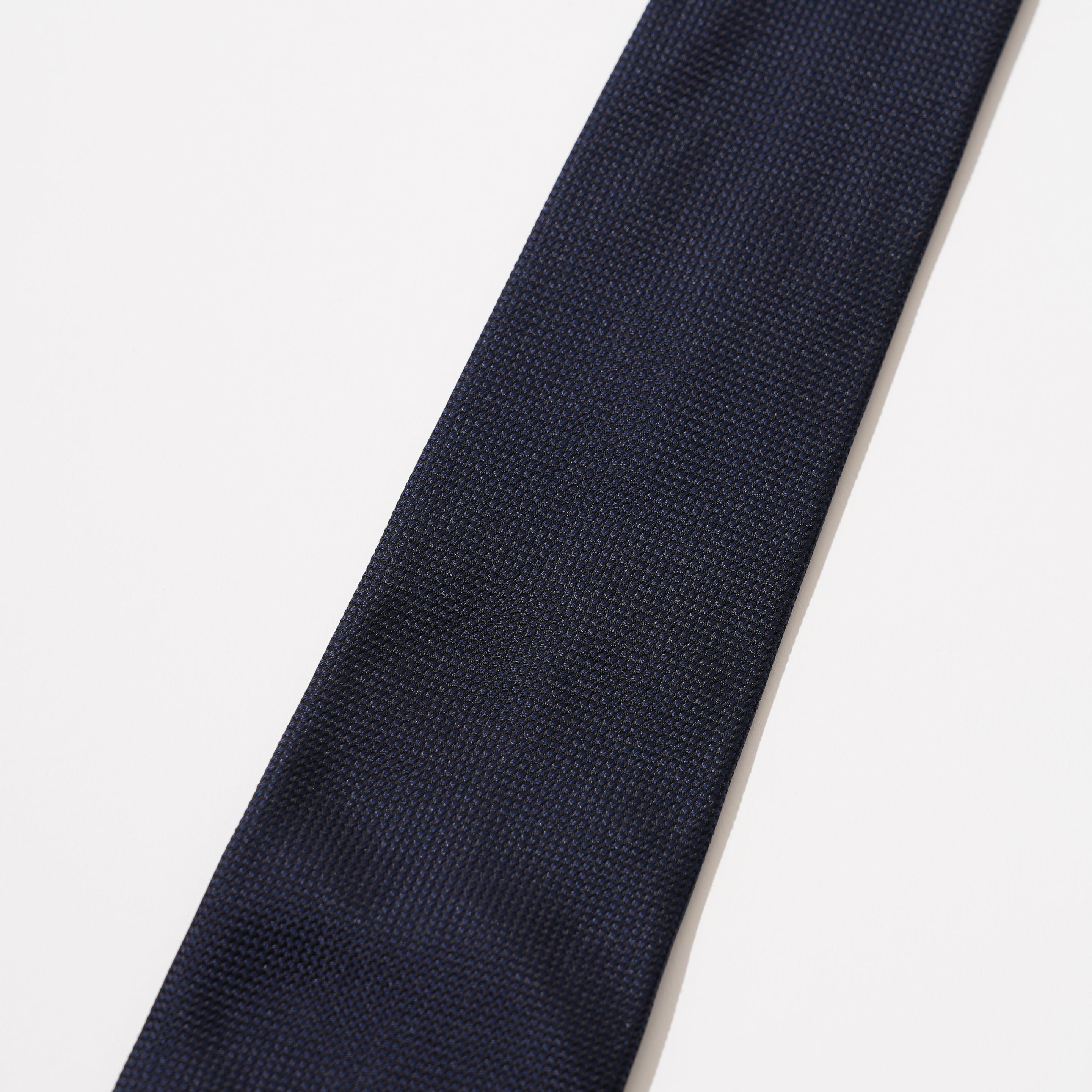 KYOTO SILK HAND ROLLED SOLID TIE