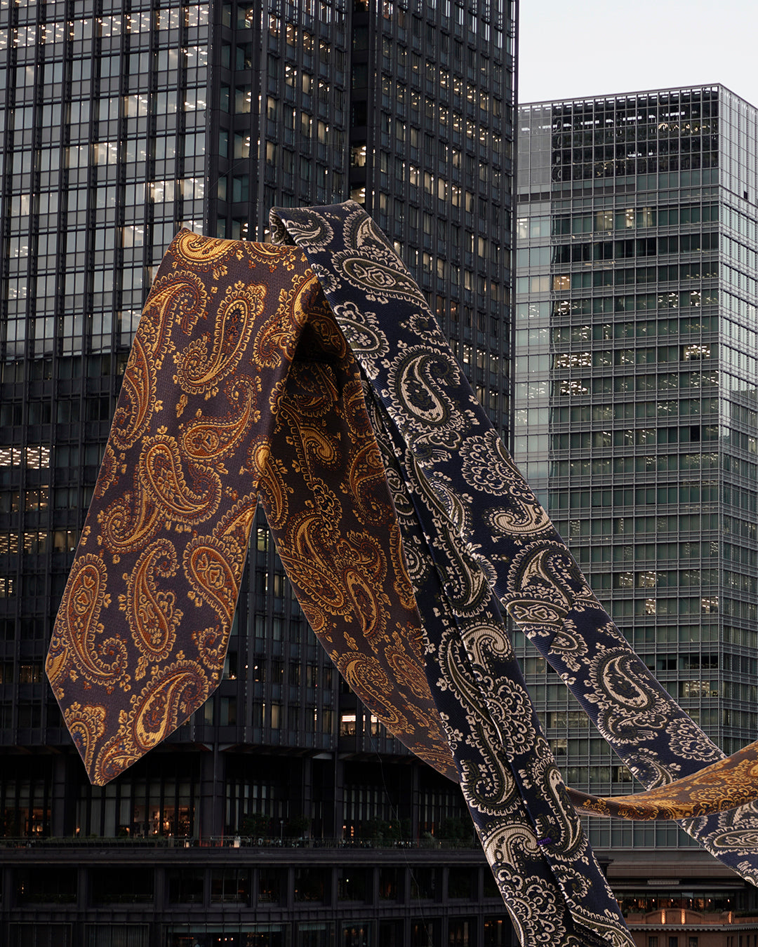 KYOTO SILK PAISLEY TIE F