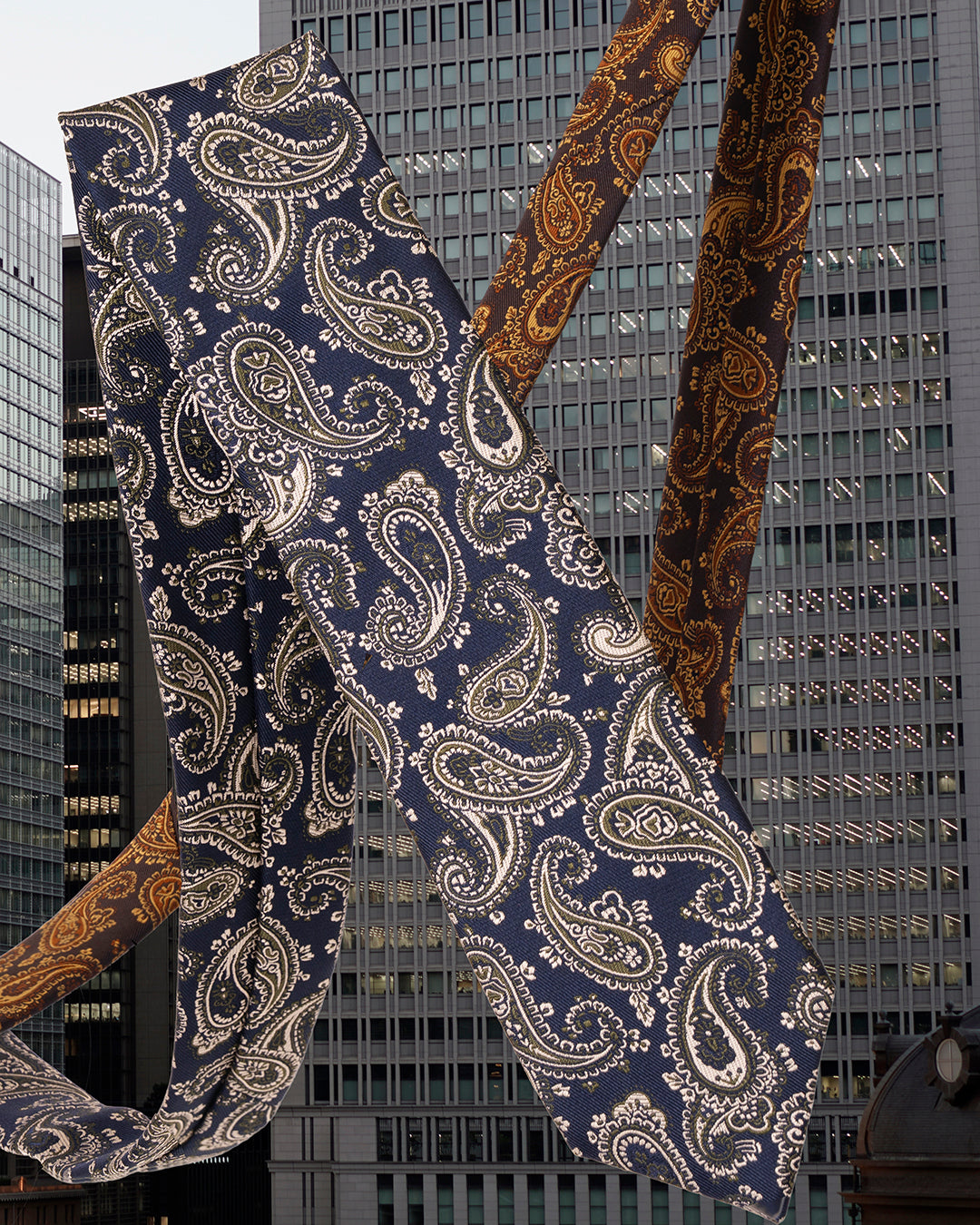 KYOTO SILK PAISLEY TIE F